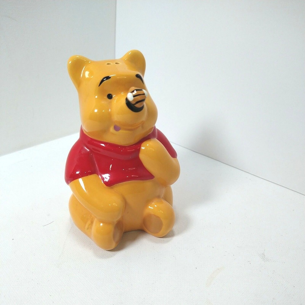 Disney Winnie the Pooh 2 3/4‎ Inch Shaker